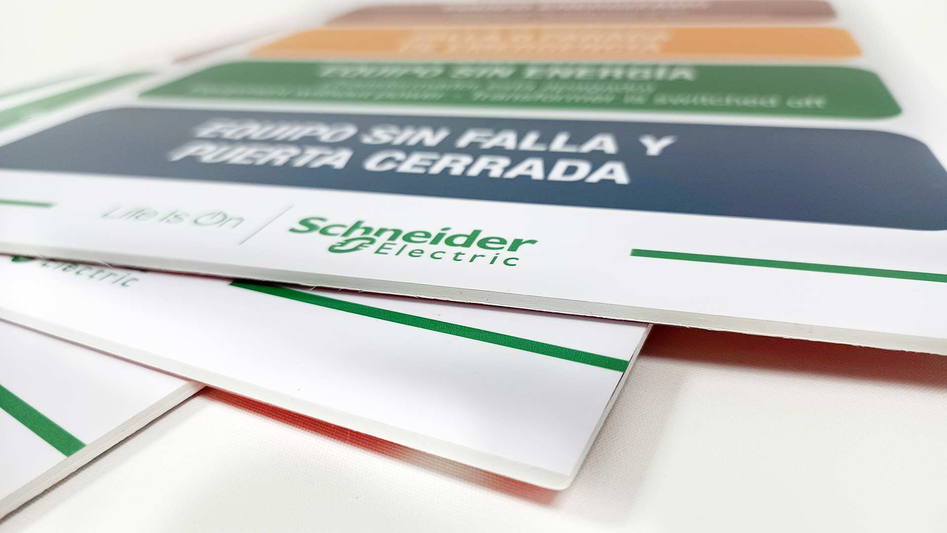 Letreros y señaléticas